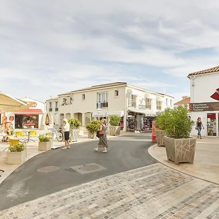 A 100m De La Avec Terrasse Et Parking Prive 아파트 *