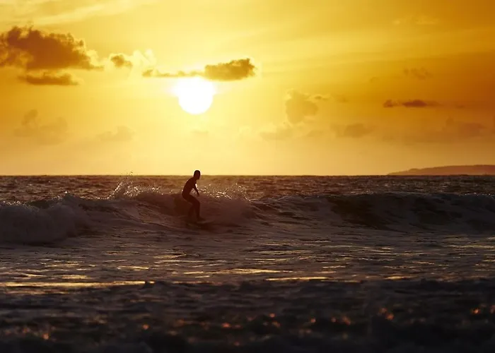 A 100m De La Avec Terrasse Et Parking Prive - Fr-1-194-304